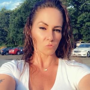 Meet your Posher, Christina